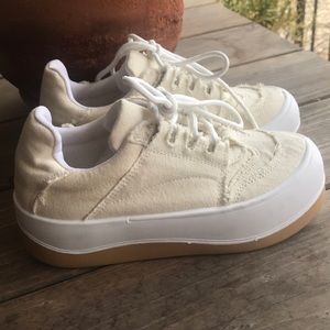 Chunky Sneakers - Urban Outfitters